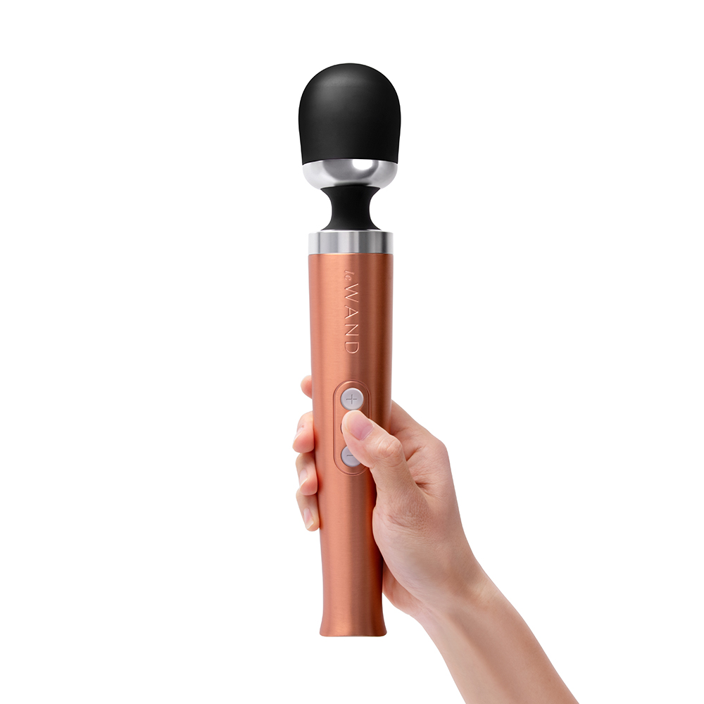 Le Wand Die Cast Rech Massager Rose Gold - Image 6