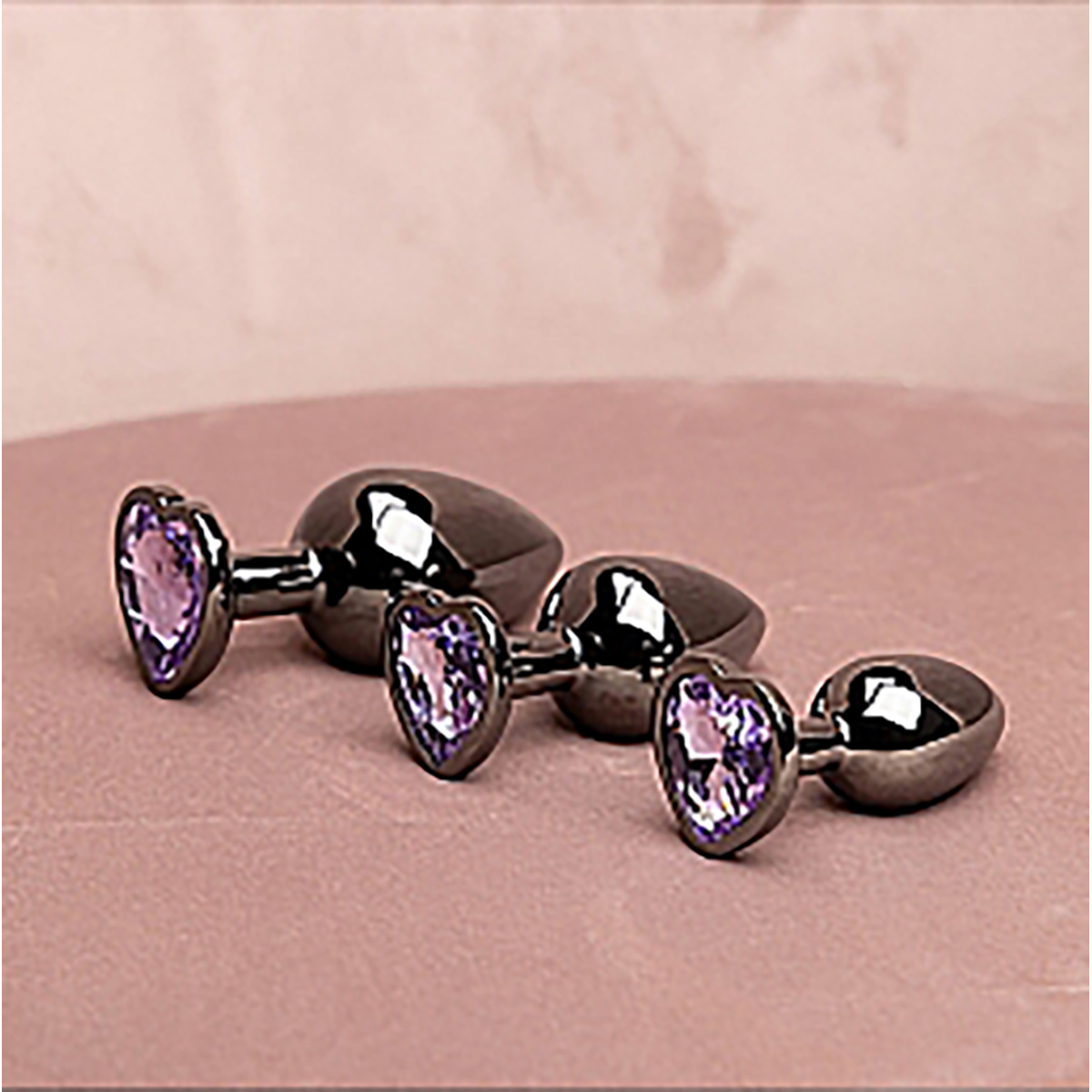 Shots Ouch! Heart Gem Butt Plug Medium - Gunmetal/Amethyst - Image 4